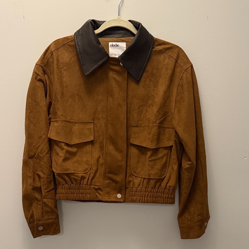 Barn Jacket with Black Collar